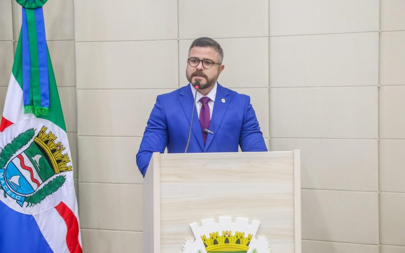 Vereador Thiago Prado homenageia comunicadores que se destacam em Maceió