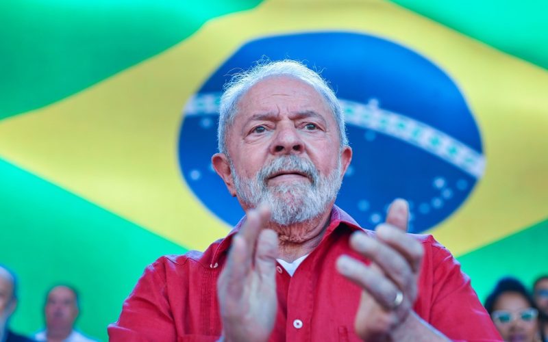 Governo quer priorizar combate a facções e Lula comemora operação contra PCC: “Maior resposta ao crime organizado”