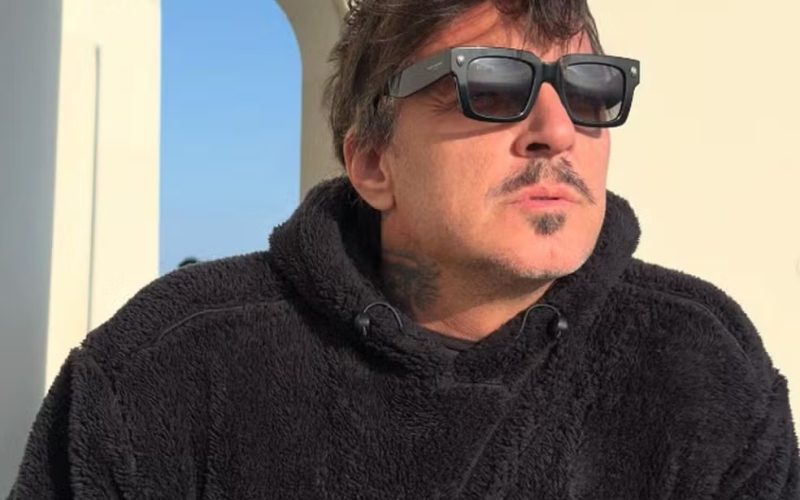 Ex-piloto de Fórmula 1 é preso por receptação de carro de luxo e paga fiança para ser liberado
