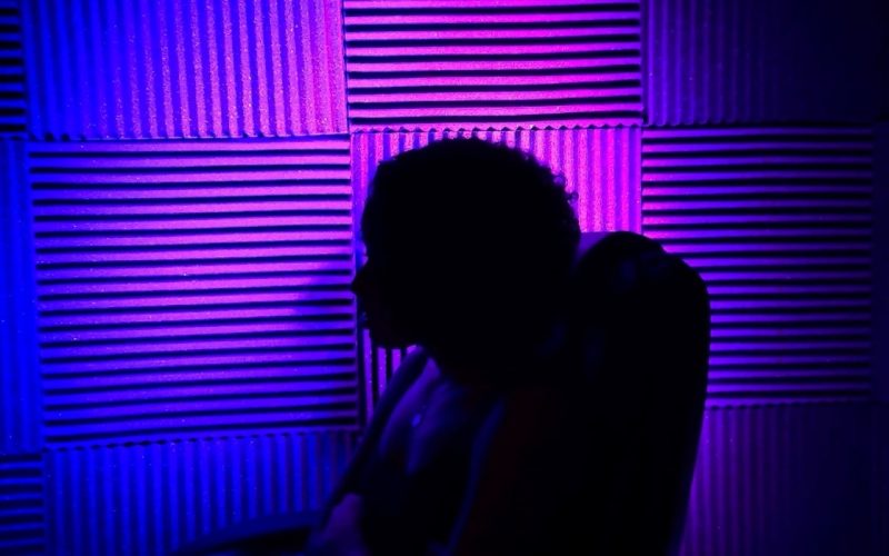 “Ele não me matou porque não quis”: vítima relata perseguições e acusa falhas na proteção pelo Estado