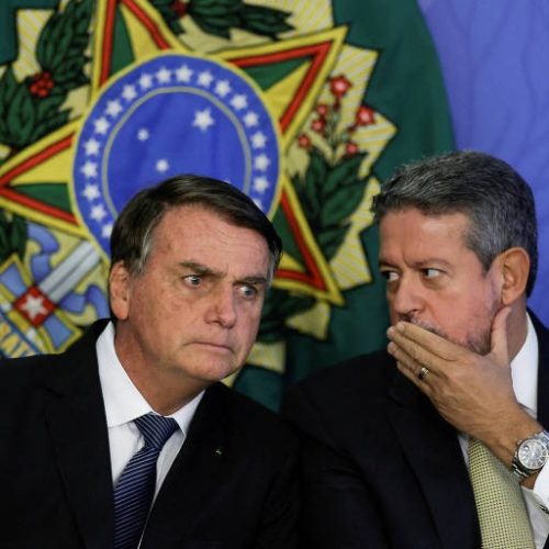 Moraes autoriza visita de Arthur Lira ao ex-presidente Jair Bolsonaro