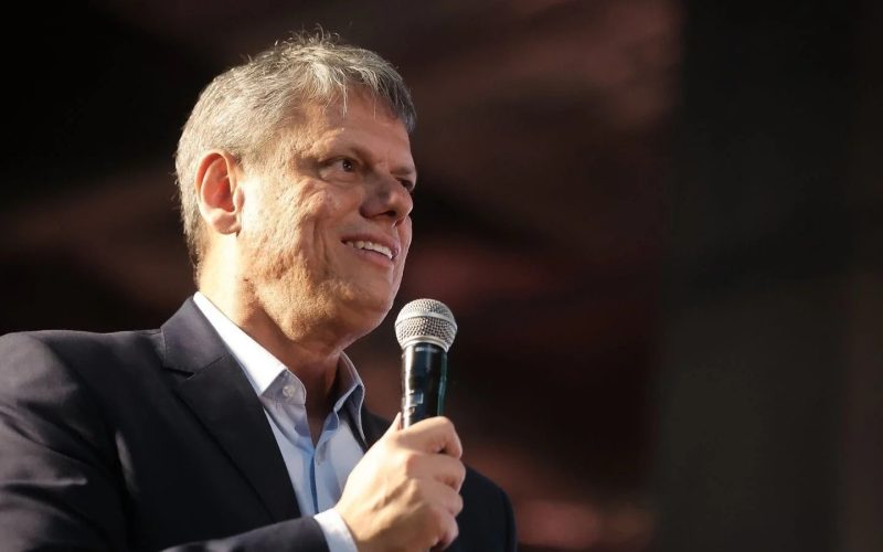 Oposição tem Tarcísio como aposta para aprovar anistia