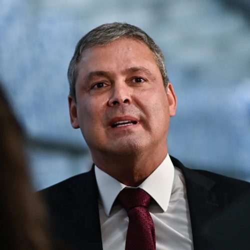 Lindbergh Farias critica Tarcísio por fala sobre possível anistia a Bolsonaro