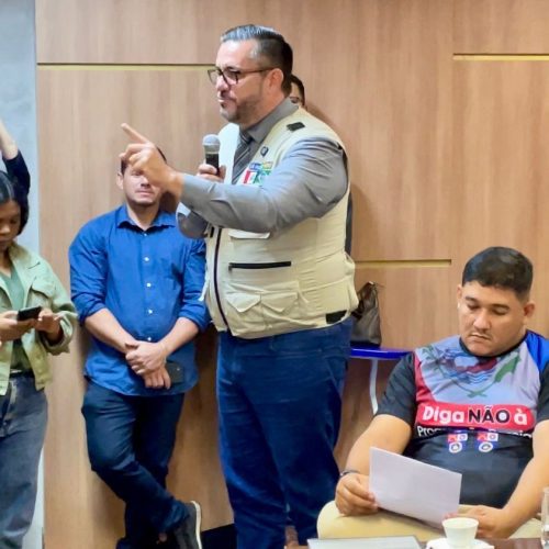 Leonardo Dias lamenta morte de ativista americano e lista onda de crimes contra líderes da Direita