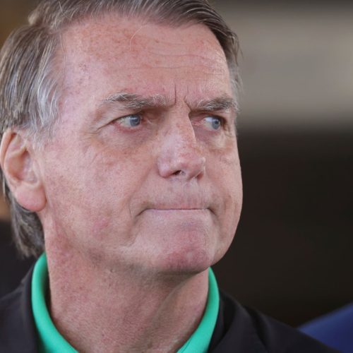 Bolsonaro tem nova crise de saúde em casa e médico é acionado em Brasília