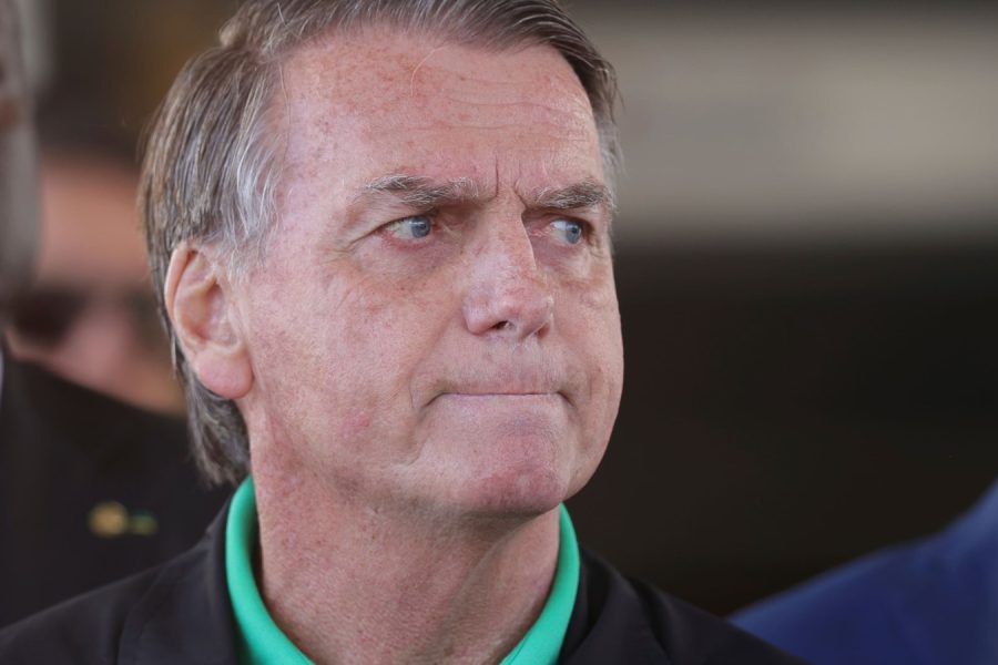 Moraes nega exame médico em Bolsonaro e barra pedido do Governo do DF