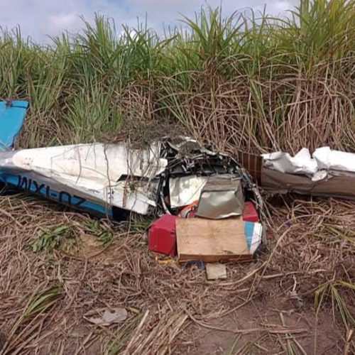 Avião com 180 quilos de drogas cai em Coruripe, piloto não sobrevive