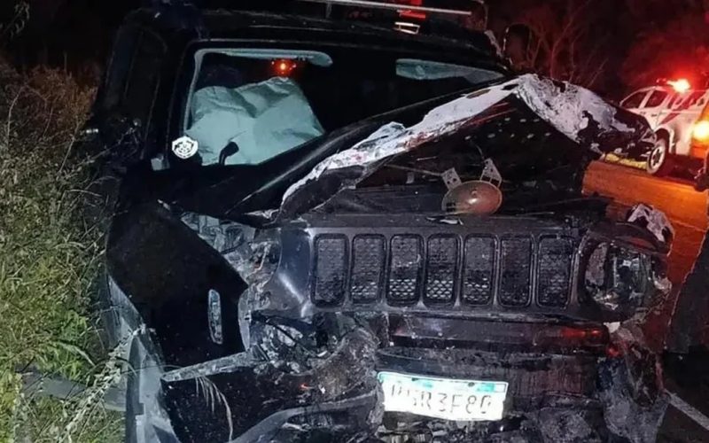 Pai e filha morrem em grave acidente na AL-220; militar fica ferido