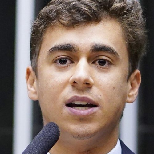 Nikolas Ferreira defende PEC da biindagem e critíca o STF e afirma que opositores são blindados