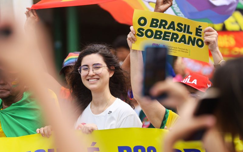 Teca Nelma reforça chamado ao ato popular contra a anistia e a PEC da Blindagem neste domingo (21)