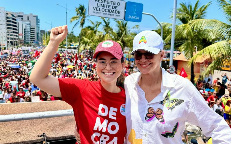 Teca Nelma participa de mobilização nacional contra PEC da Blindagem e anistia de golpistas