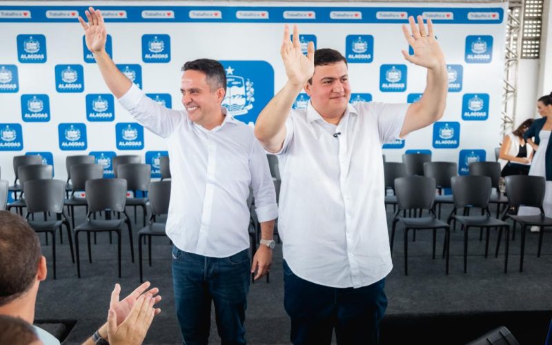 Prefeito Pedro Carlos assina importantes ordens de serviço em Rio Largo com Governo do Estado