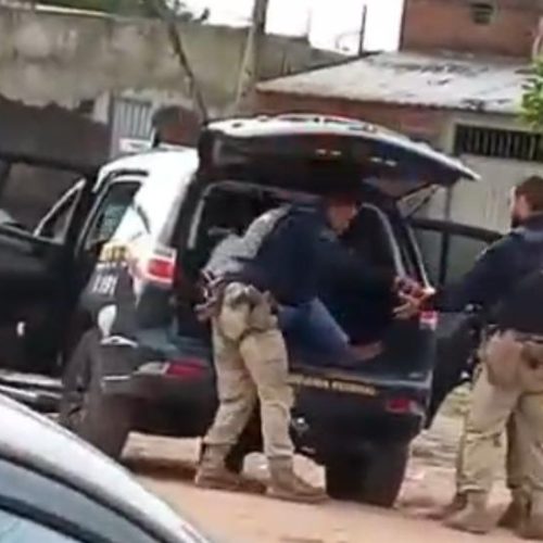 Criminosos em fuga roubam carro da Equatorial; um suspeito foi preso com armas e munições
