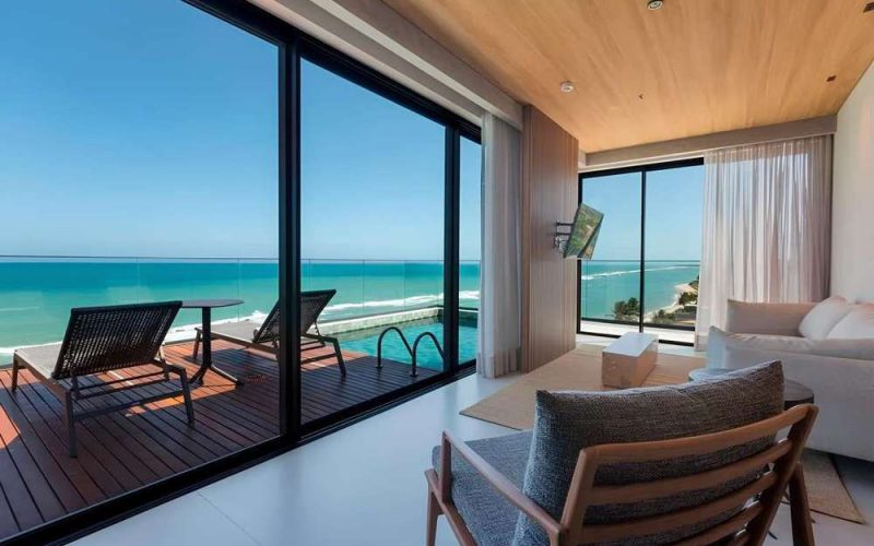 Ritz Barra de São Miguel eleva padrão do turismo romântico no litoral alagoano