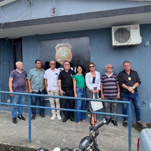 Promotora realiza inspeção na Delegacia de Roubos e Furtos de Veículos em Maceió