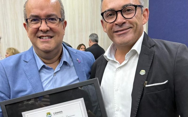 Luciano Marinho prestigia entrega de comendas a Claydson Mourinha e José Neto na Câmara de Maceió