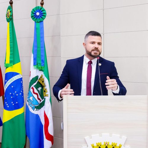 Thiago Prado celebra nova edição do Emprega Jovem em parceria entre Senai e Prefeitura de Maceió