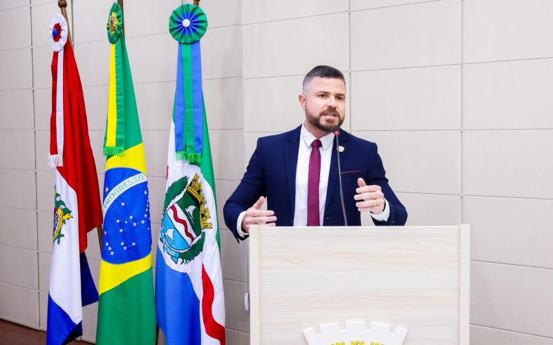 Thiago Prado celebra nova edição do Emprega Jovem em parceria entre Senai e Prefeitura de Maceió