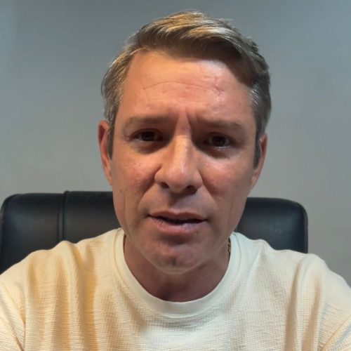 Cabo Bebeto cobra aprovação de projeto contra erotização em escolas após caso no Maranhão