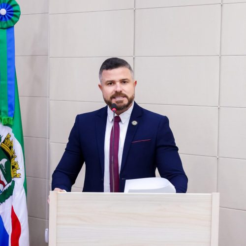 Vereador Thiago Prado alerta sobre consumo de bebidas falsificadas