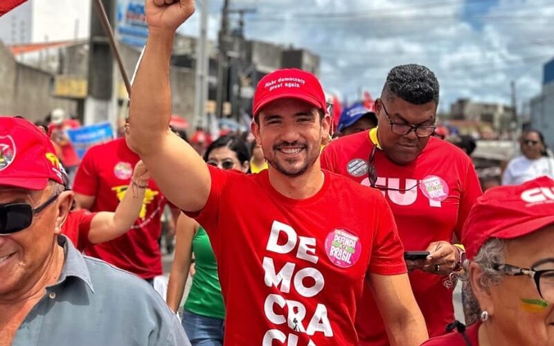 Vitória do povo”, diz Cauê Castro sobre isenção do IR até R$ 5 mil e taxação dos super-ricos
