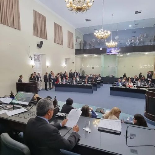 Deputados analisam nesta quinta (2) orçamento de R$ 26,6 bilhões do Governo de Alagoas para 2026