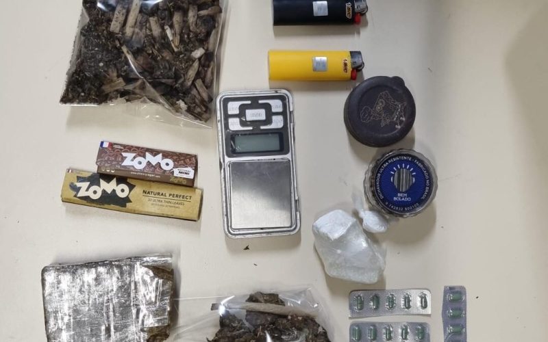 Polícia Civil neutraliza ponto de drogas no Benedito Bentes e prende suspeito em flagrante