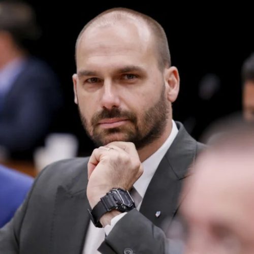 Relator vota para arquivar processo contra Eduardo Bolsonaro no Conselho de Ética