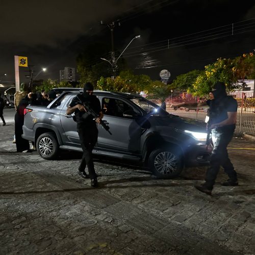 Segurança Pública de Alagoas realiza simulação de roubo a banco em Maceió