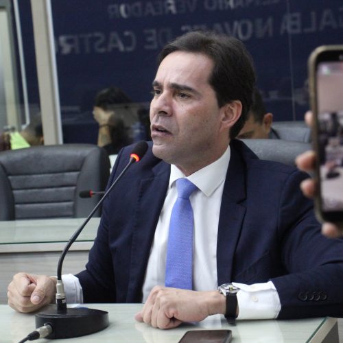 Kelmann rechaça “terrorismo político” em discurso sobre o IPREV e alerta contra uso de pautas para alarmar população