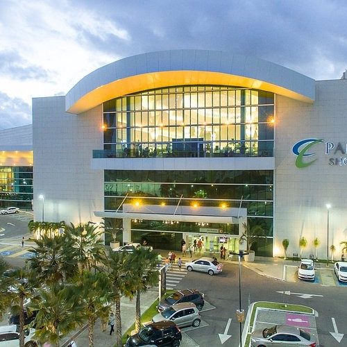 Homem é preso após tentar furtar 85 barras de chocolate em shopping de Maceió