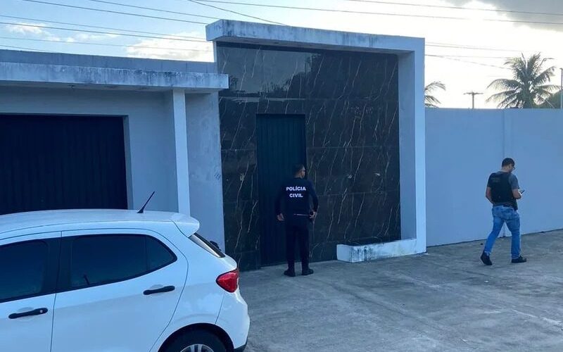 Polícia Civil cumpre mandado de busca em Coruripe em investigação sobre morte de taxista “Nego da Diva”