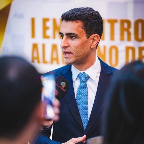 Paraná Pesquisas: JHC lidera com 46,3%, à frente de Renan Filho em Alagoas