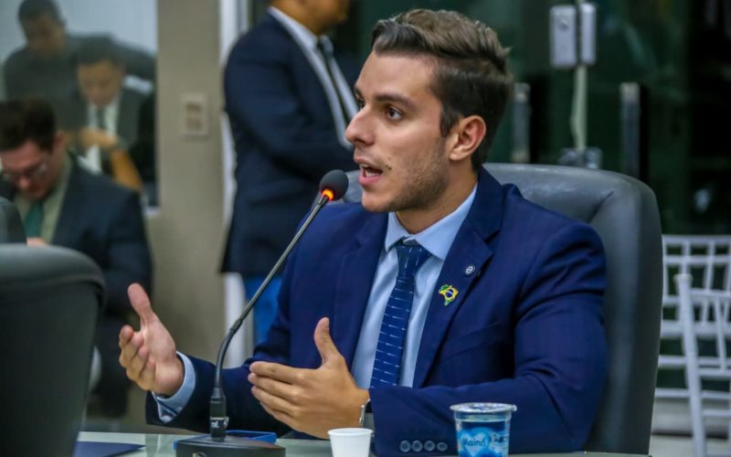 Caio Bebeto assume funções de destaque em três comissões da Câmara