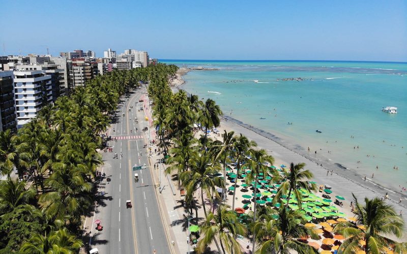 Confusão com agressões envolve cliente e seguranças em restaurante da Ponta Verde