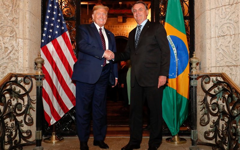 Trump se manifesta sobre Bolsonaro antes de reunião com Lula sobre tarifas