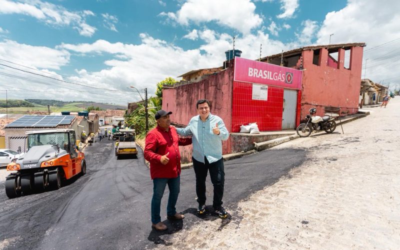 Pedro Carlos celebra chegada do Pró-Estrada a Rio Largo e investimento de R$ 5,5 milhões