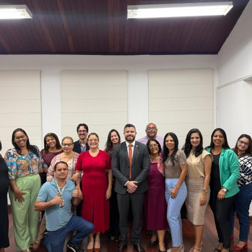 Vereador Delegado Thiago Prado articula ações de combate à mendicância infantil em Maceió