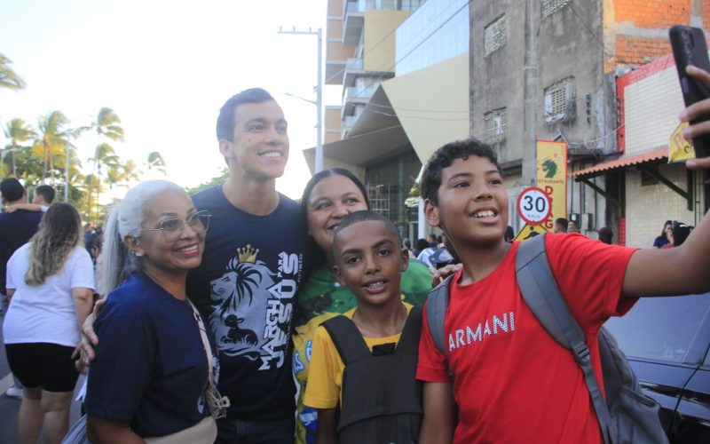 Deputado Leonam participa da 25ª Marcha para Jesus em Maceió