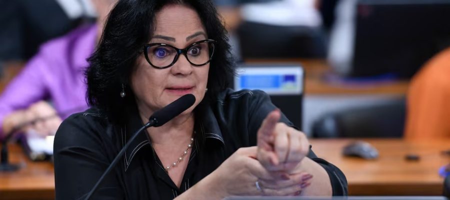 Senadora Damares diz que Moraes que ver Bolsonaro algemado: “desejo perverso”