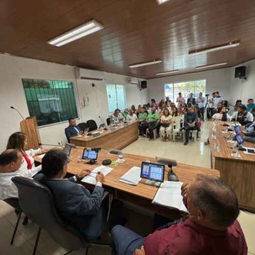 Reunião secreta na Câmara de Messias levanta suspeitas sobre crise no fundo de previdência dos servidores