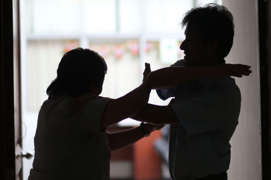 Homem é preso depois de agredir os pais na Cidade Universitária; pai sofreu AVC em seguida