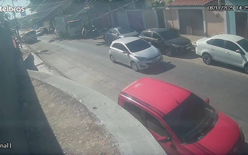 Câmera mostra outro ângulo do HB20 antes de roubo de moto em Maceió