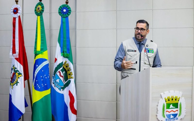 Lei de Leonardo Dias que estabelece multa de 5 mil por uso ofensivo de símbolos cristãos é aprovada
