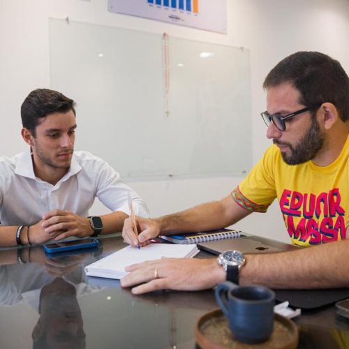 Atuação de Caio Bebeto garante climatização em salas de aula de escola municipal
