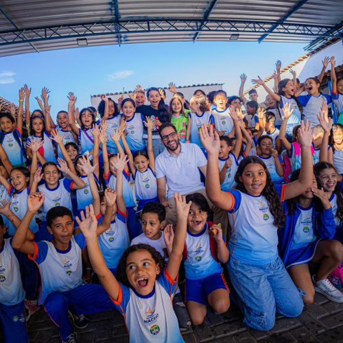 Vereadores aprovam homenagem a Secretário Luiz Rogério por contribuições à educação de Maceió