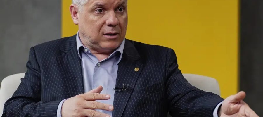 Parlamentares reagem à prisão de ex-presidente do INSS em operação da PF
