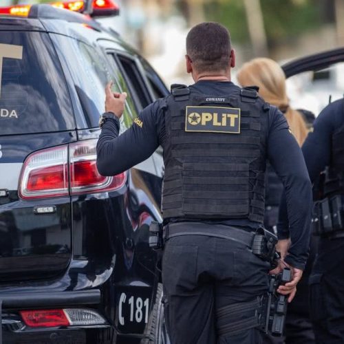 Turista é preso em hotel após ameaça de morte e quebradeira em hotel de Maceió