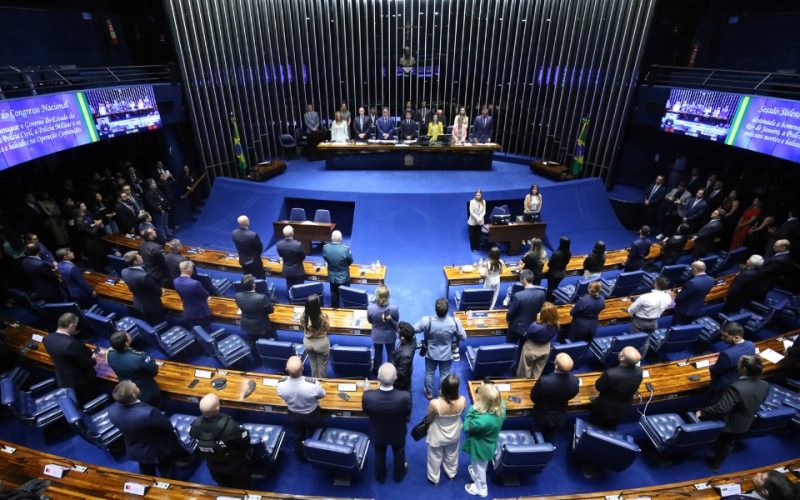 Com 370 votos, Câmara aprova PL Antifacção e impõe derrota ao governo