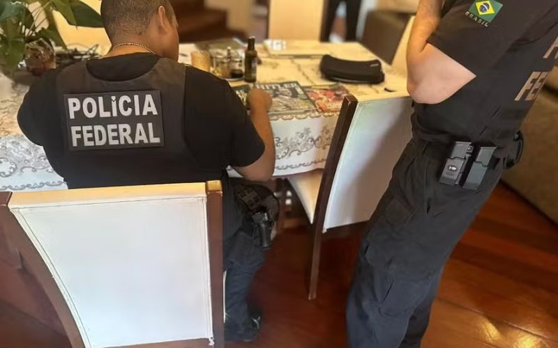 PF faz operação contra grupo que produzia imagens falsas de teor sexual de parlamentares